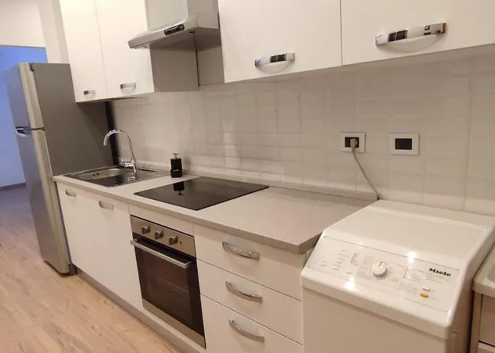 Portonaccio - Stazione Tiburtina - Universita - Metro B Holiday home